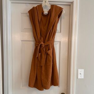 Andrée by Unit Sleeveless Knit Vest Women’s Size M Layering Piece Oversized!